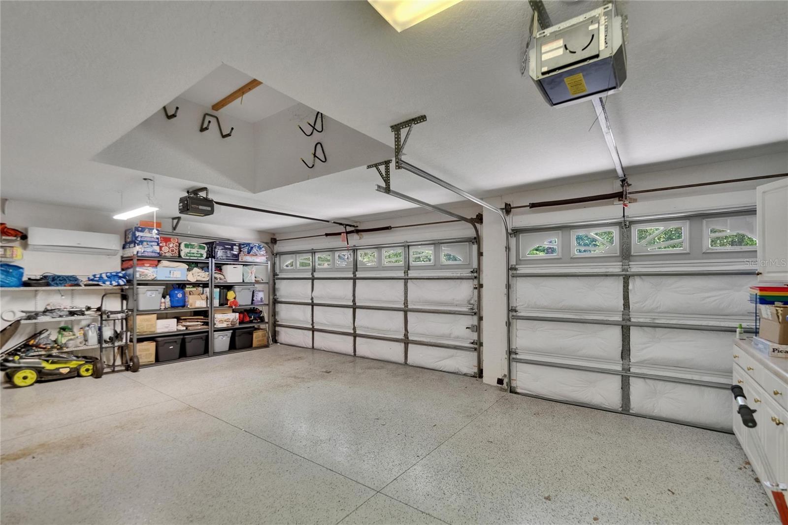 Listing photo id 41 for 16367 Ashington Park Drive