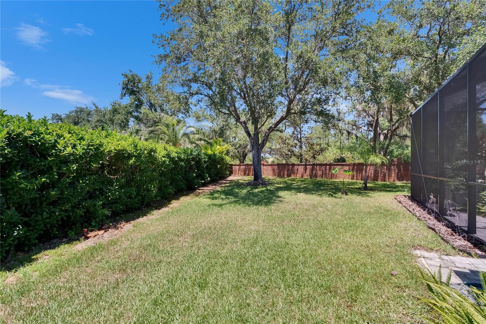 Listing photo id 47 for 16367 Ashington Park Drive