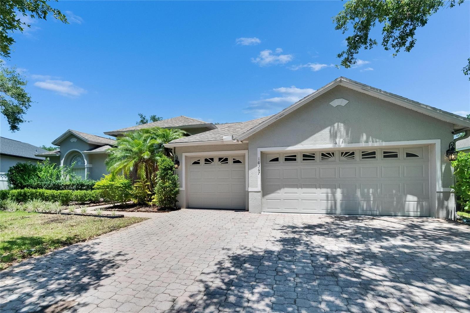 Listing photo id 54 for 16367 Ashington Park Drive