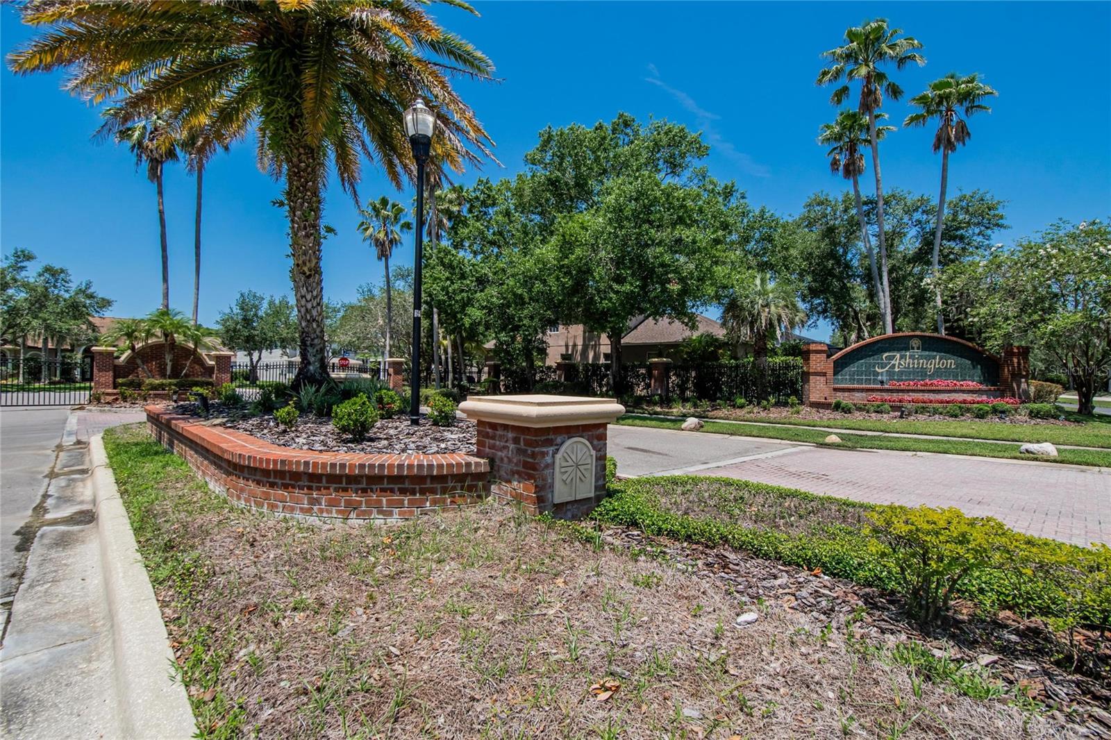 Listing photo id 57 for 16367 Ashington Park Drive