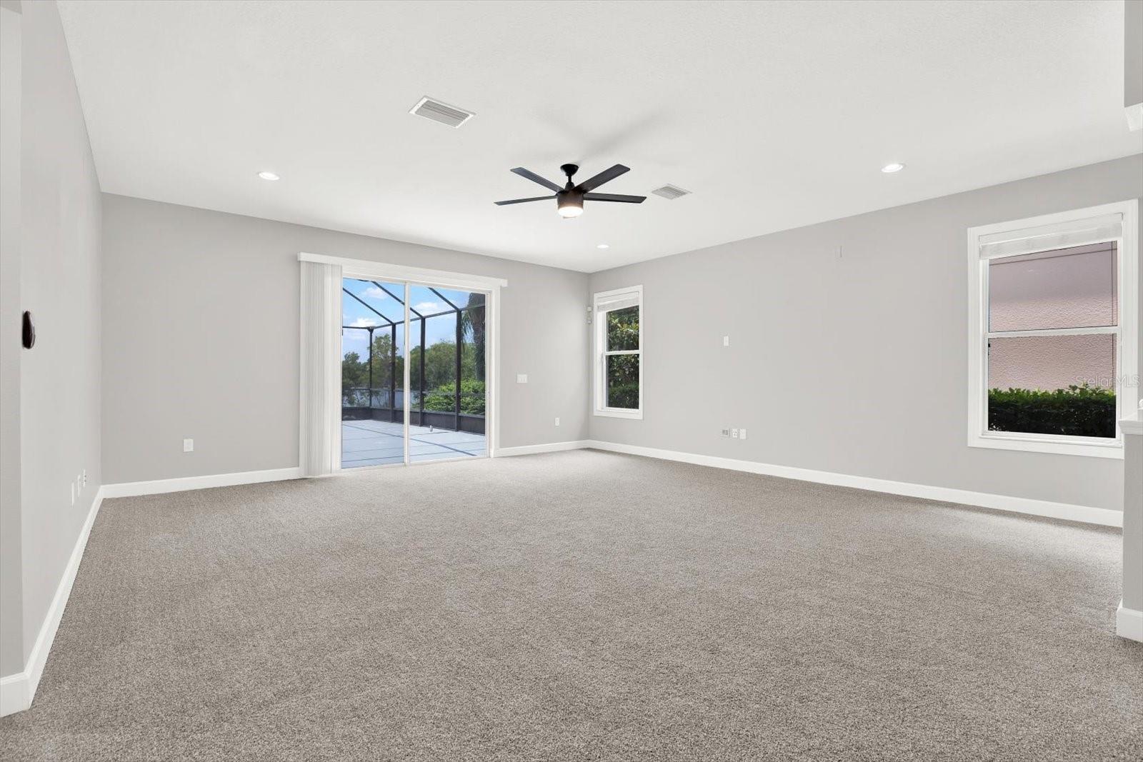 Listing photo id 20 for 20106 Bending Creek Place