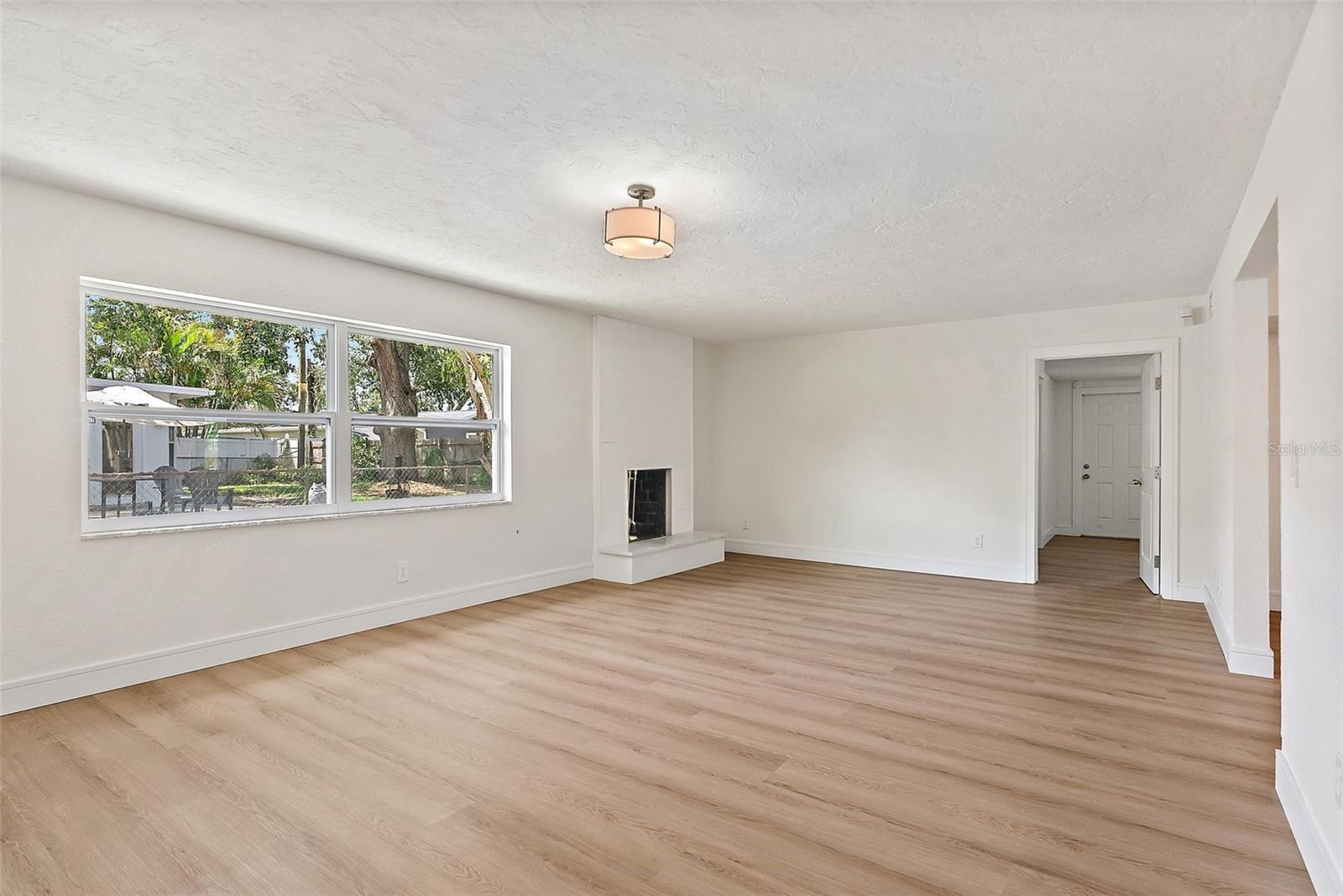 Image 12 of 40 For 11764 Pinedale Avenue