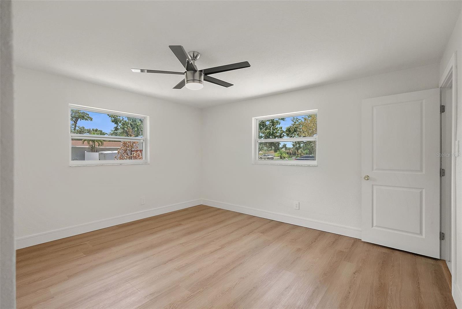 Image 20 of 40 For 11764 Pinedale Avenue