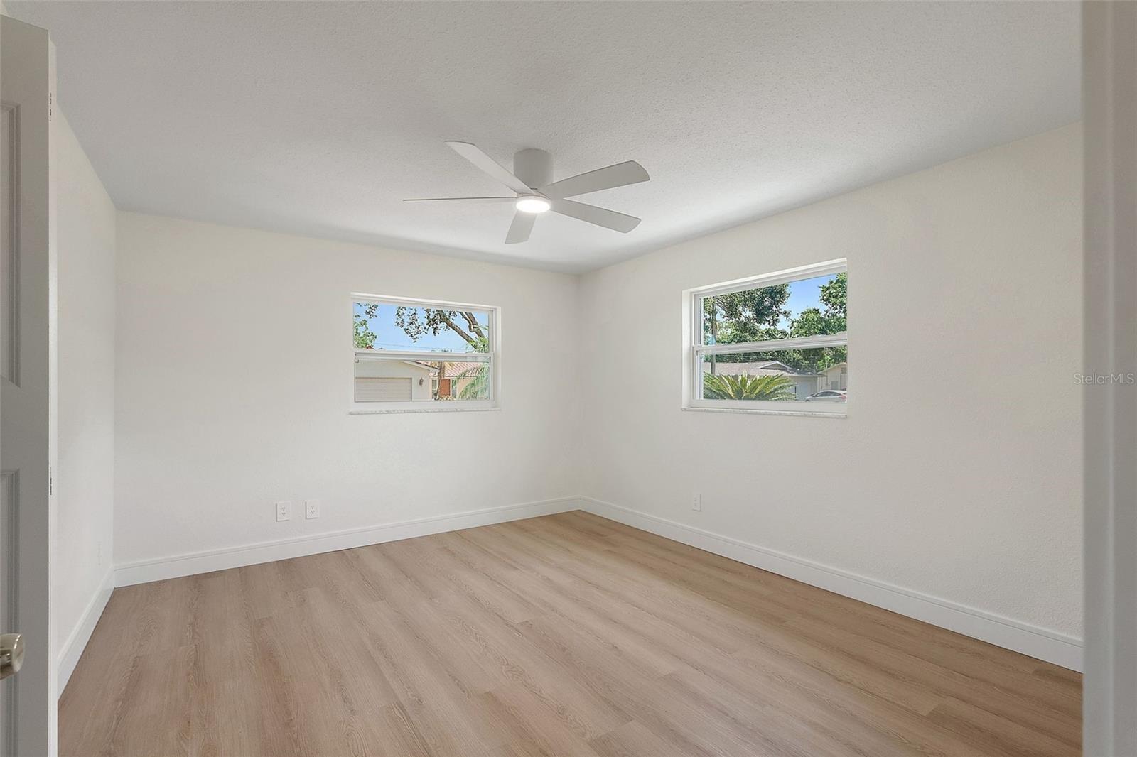 Image 26 of 40 For 11764 Pinedale Avenue