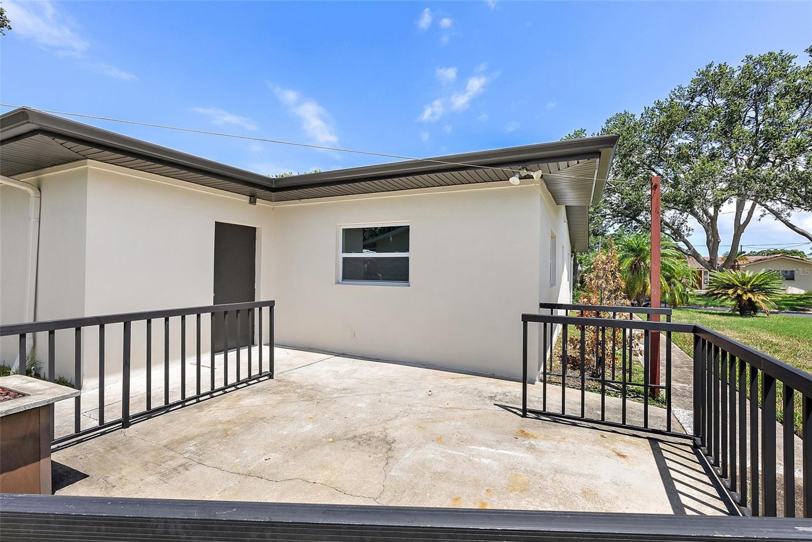 Image 32 of 40 For 11764 Pinedale Avenue