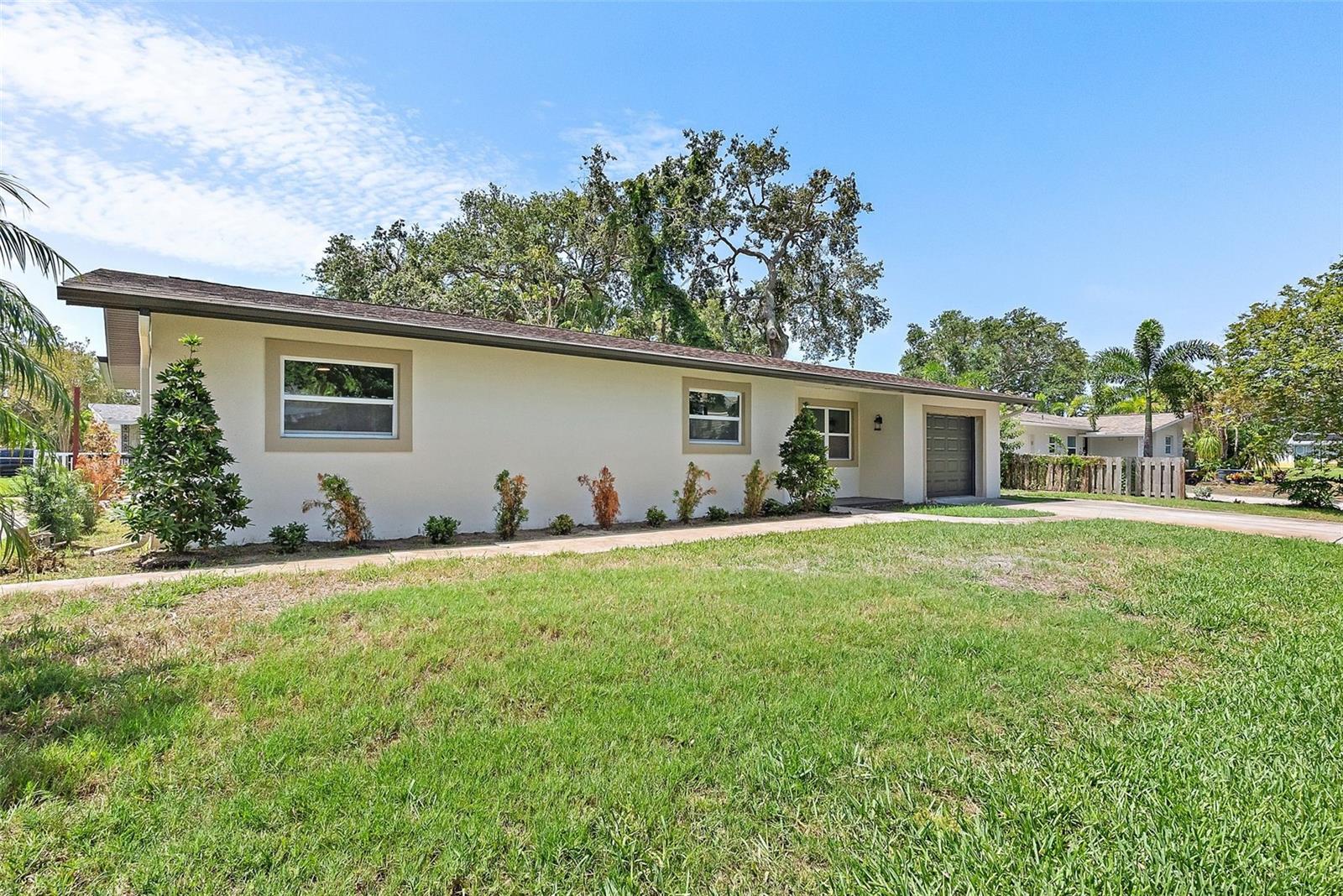 Image 33 of 40 For 11764 Pinedale Avenue