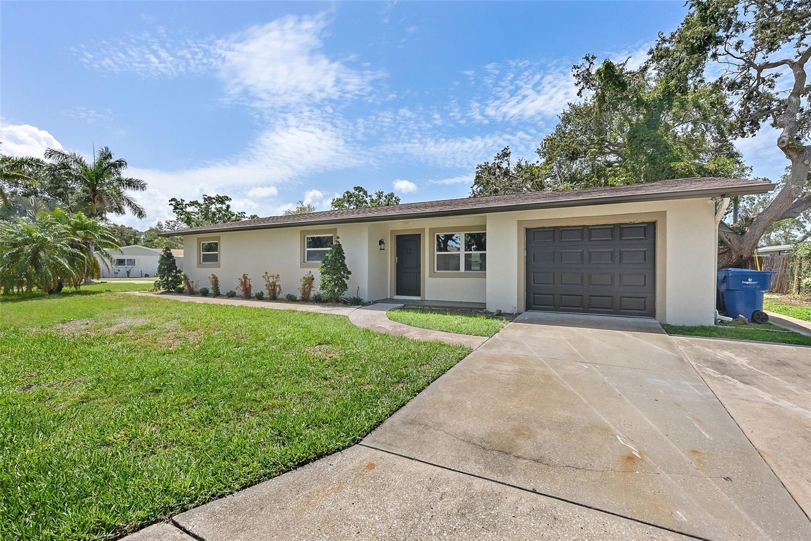 Image 34 of 40 For 11764 Pinedale Avenue