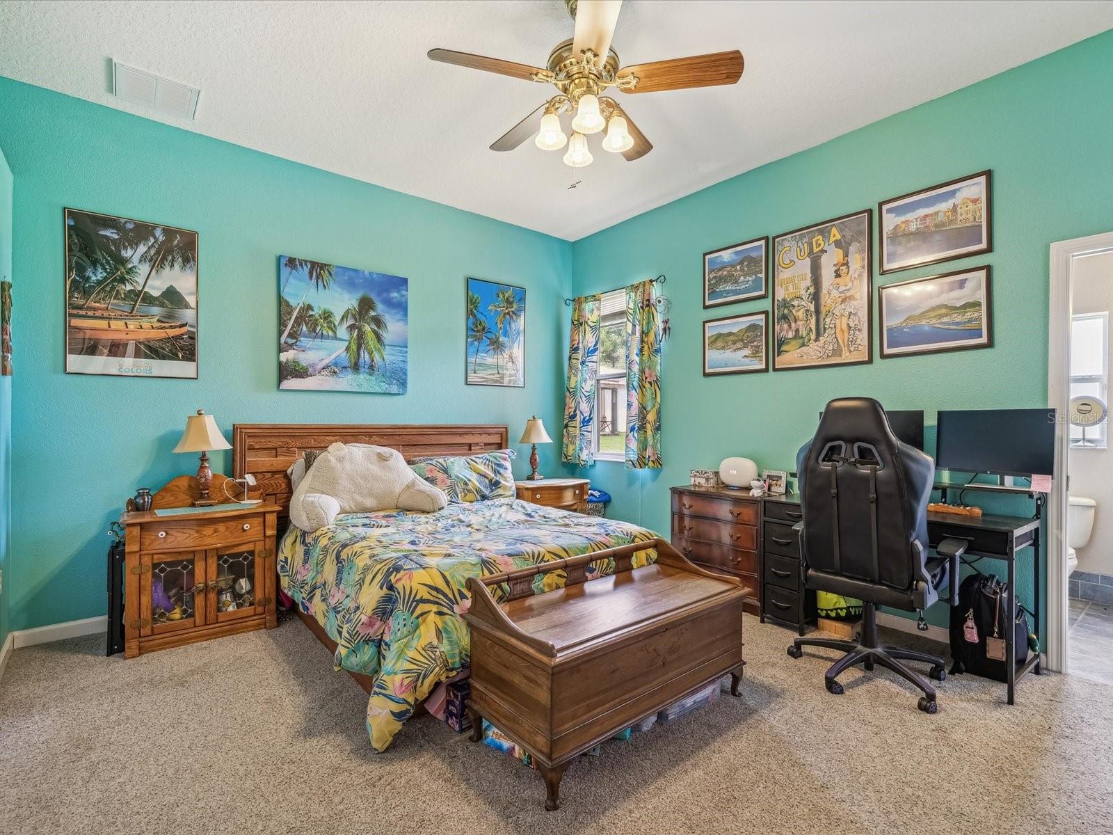 Listing photo id 8 for 5100 Lockhart Road