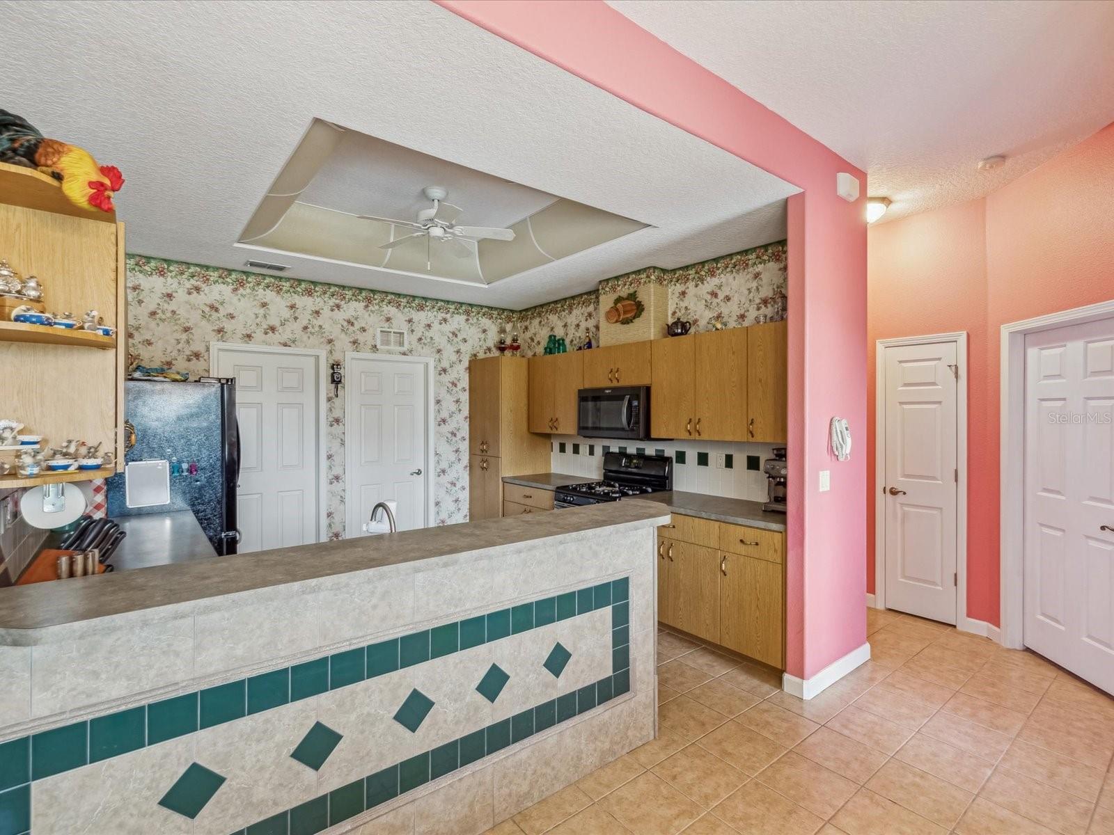 Listing photo id 16 for 5100 Lockhart Road