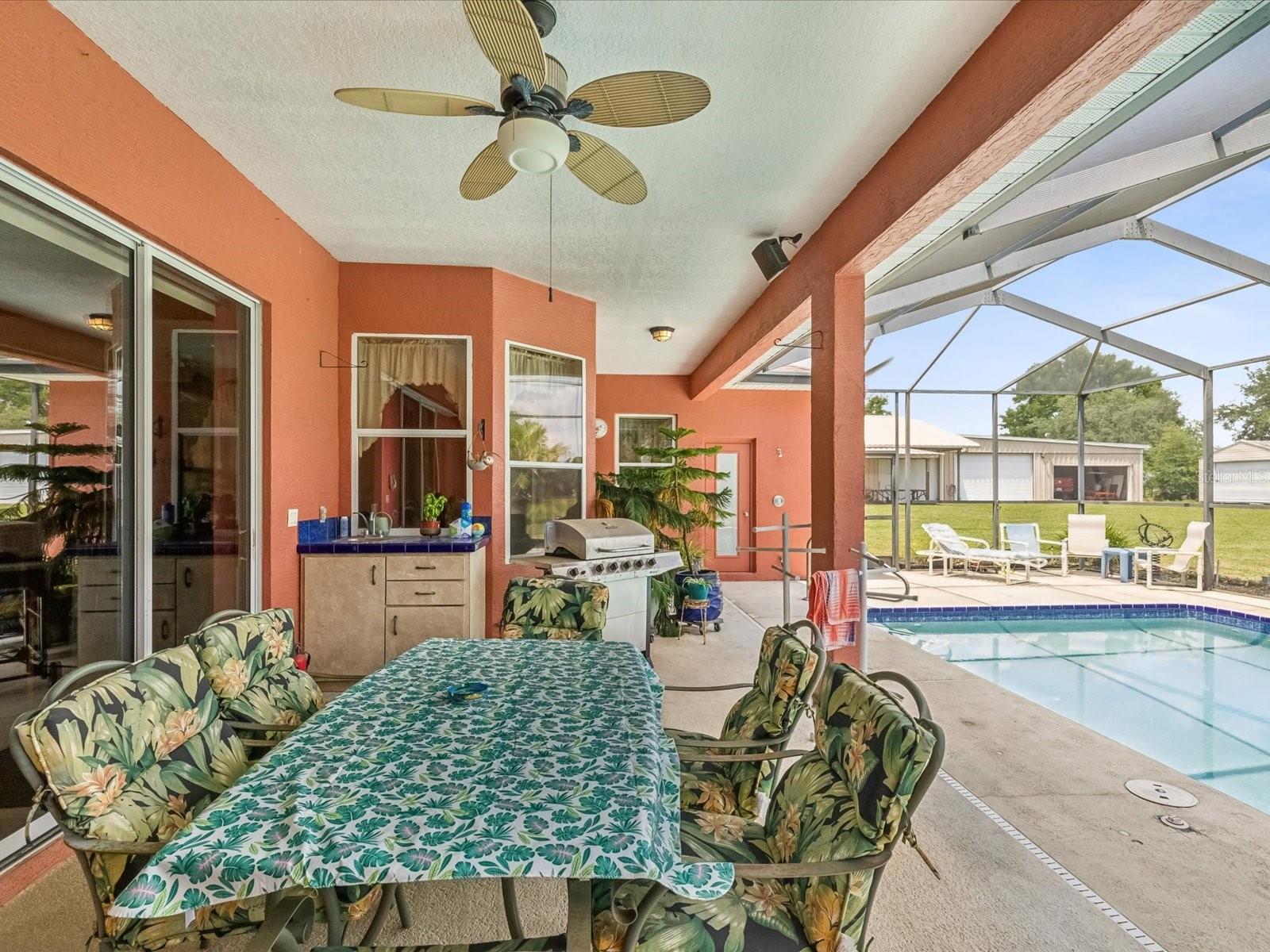 Listing photo id 39 for 5100 Lockhart Road