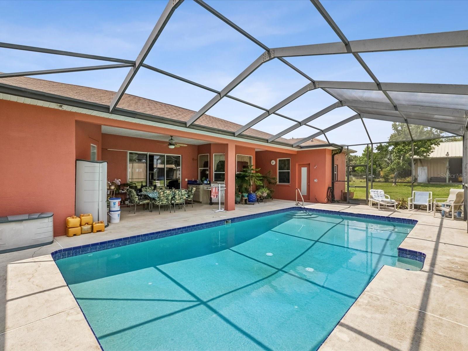 Listing photo id 41 for 5100 Lockhart Road