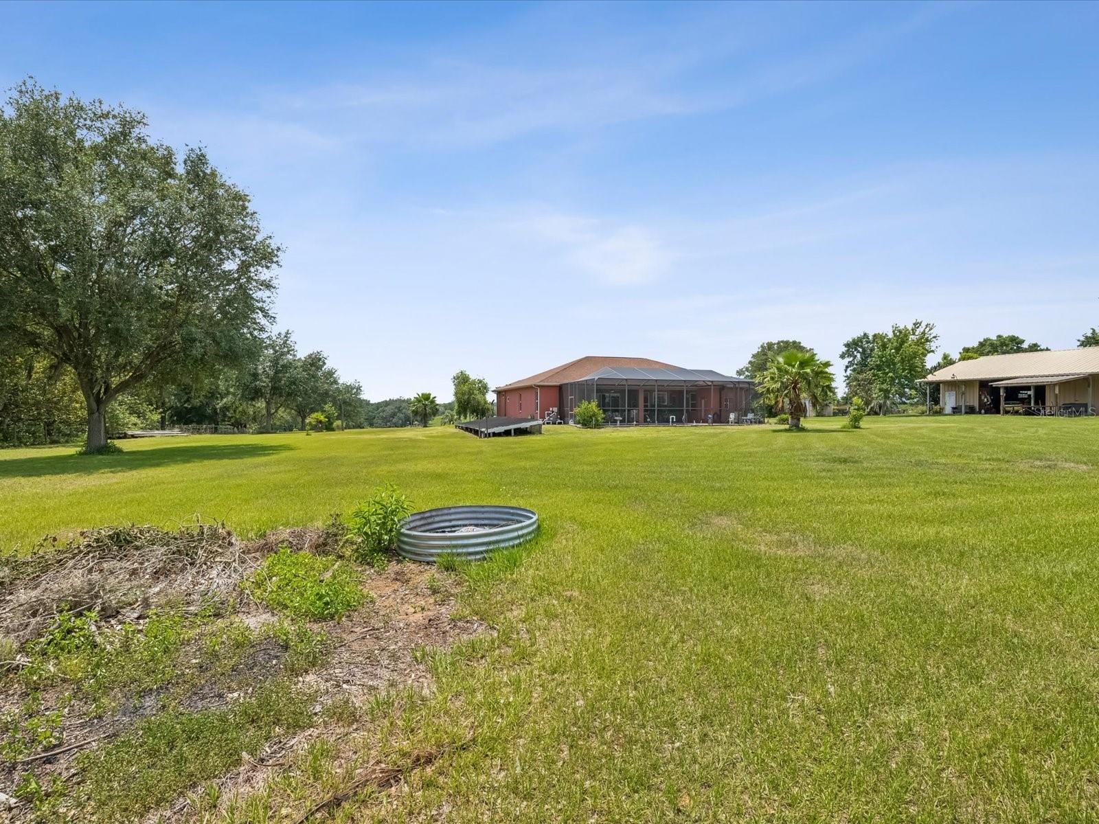 Listing photo id 51 for 5100 Lockhart Road