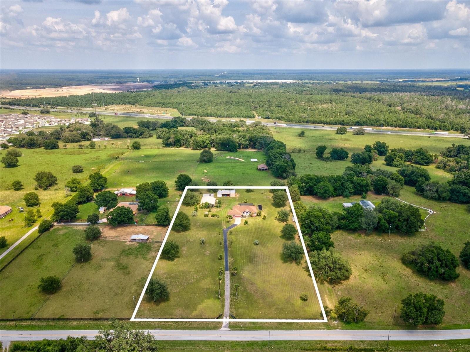 Listing photo id 56 for 5100 Lockhart Road