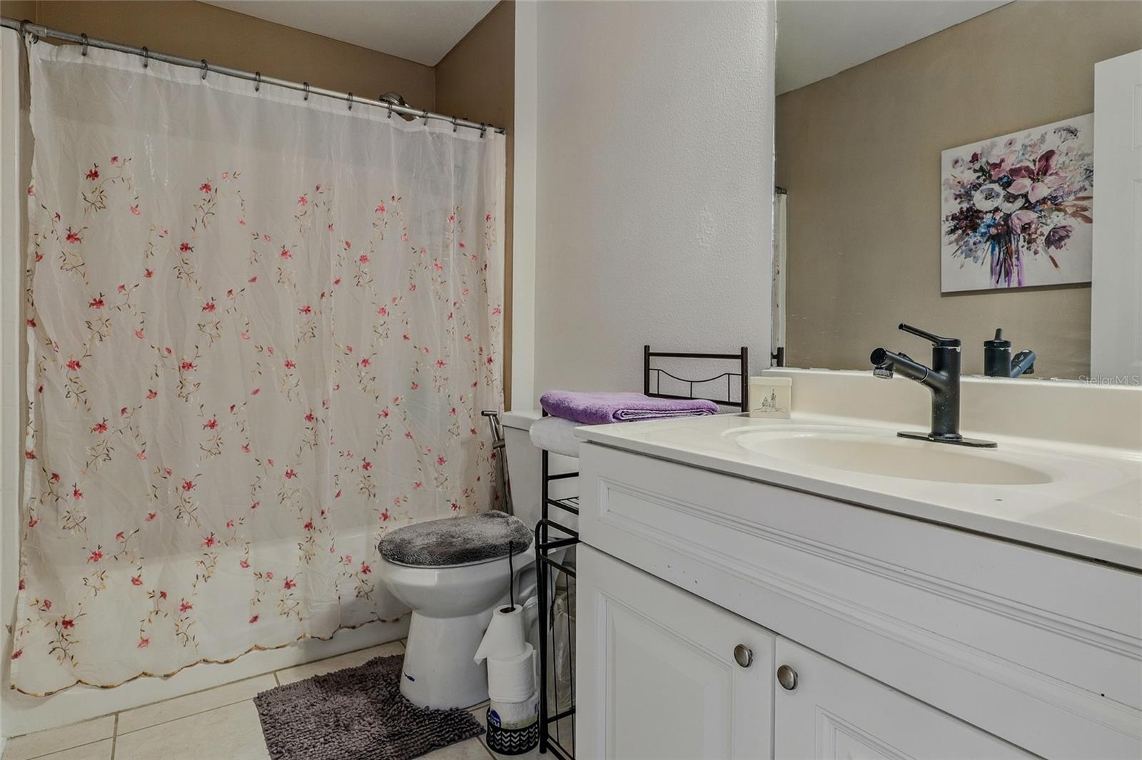 Listing photo id 25 for 31747 Loch Aline Drive