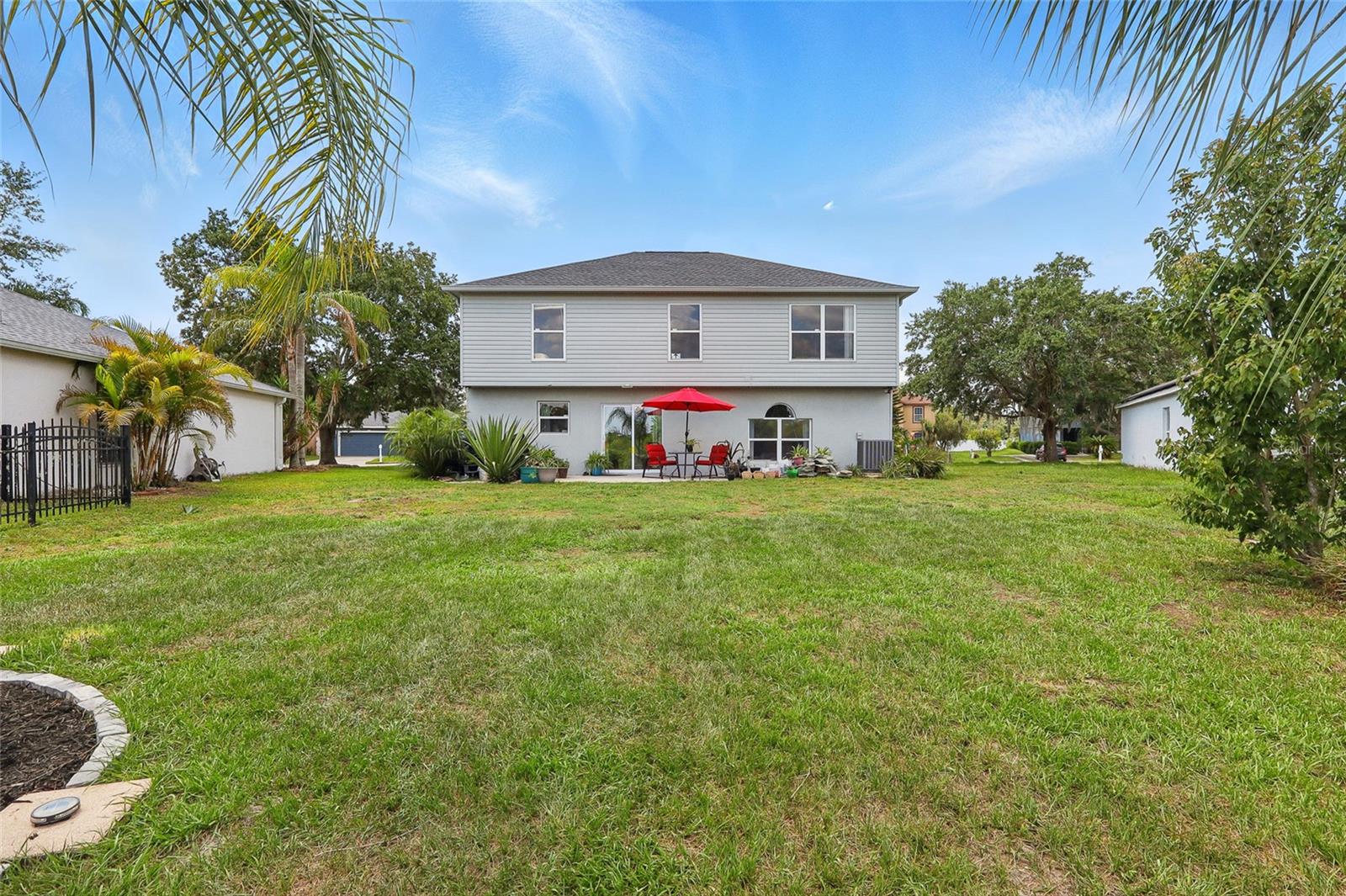 Listing photo id 32 for 31747 Loch Aline Drive
