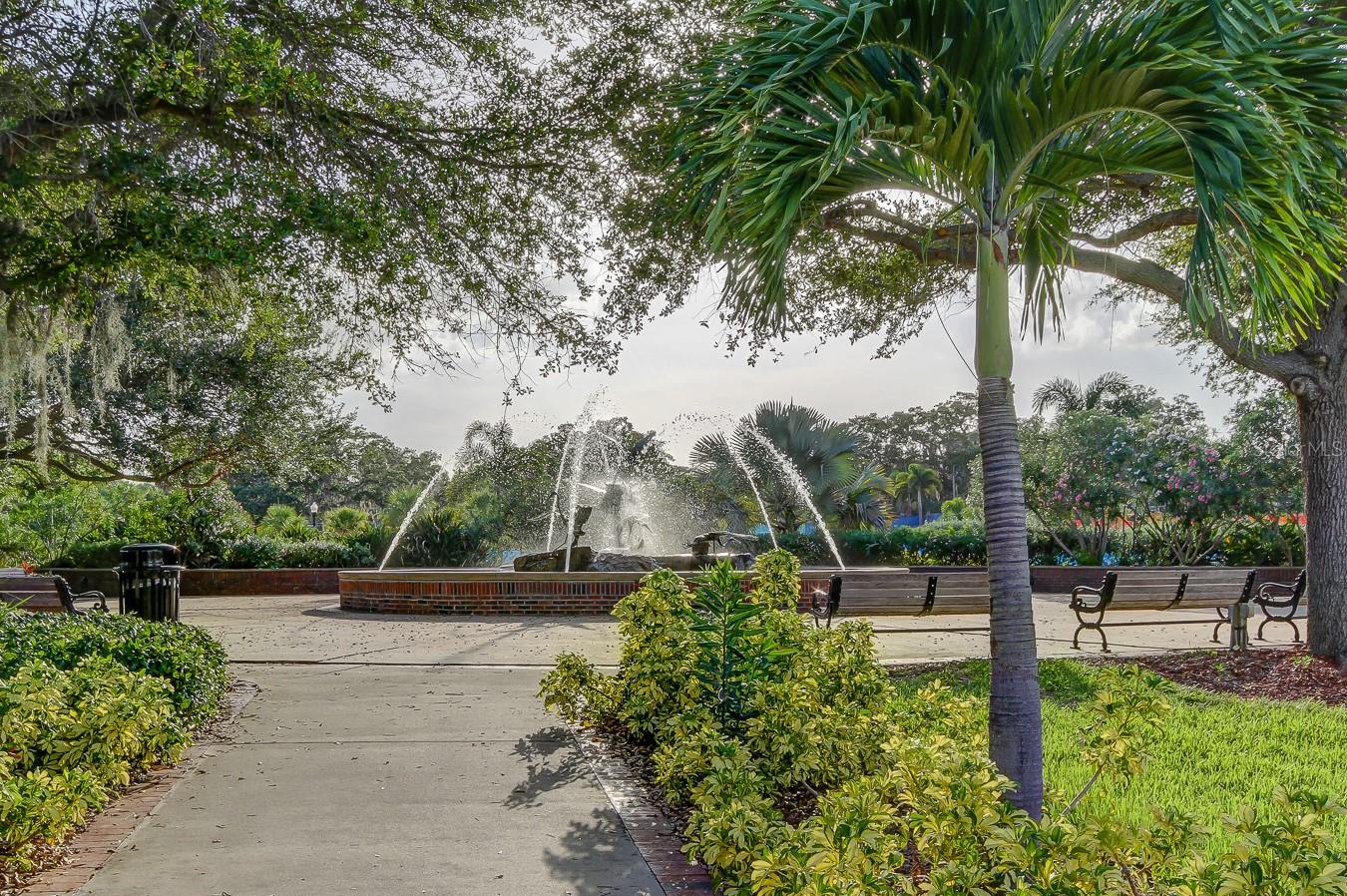 Listing photo id 70 for 3410 Briarwood Lane