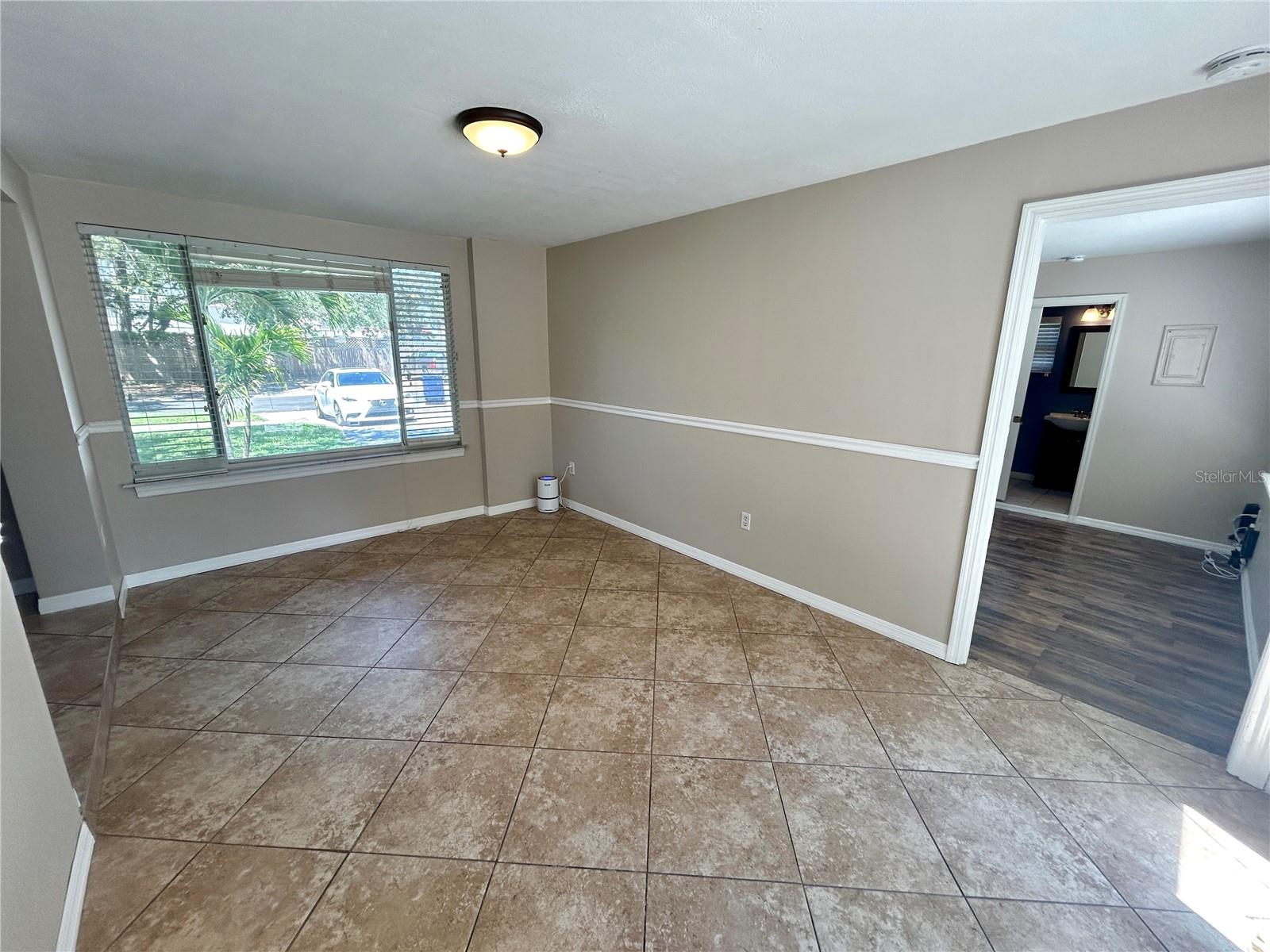 Image 10 of 32 For 4106 San Rafael Street