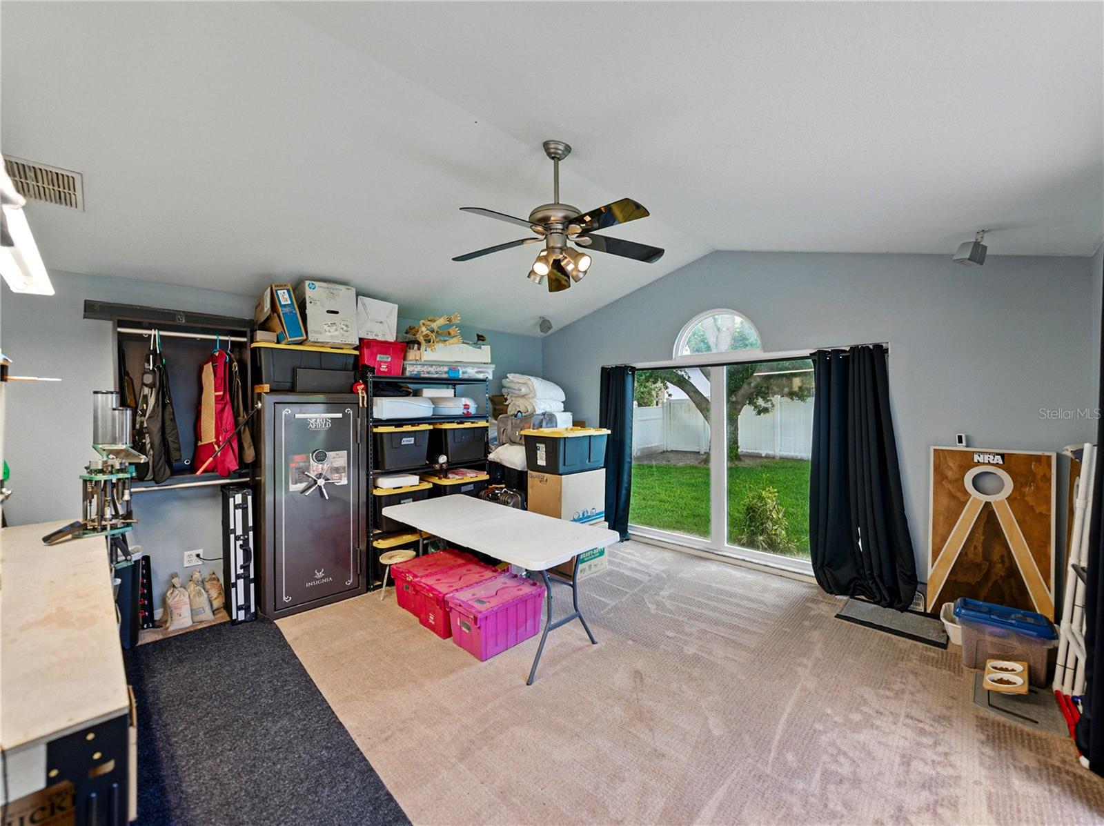 Image 22 of 34 For 3909 Valrico Grove Drive