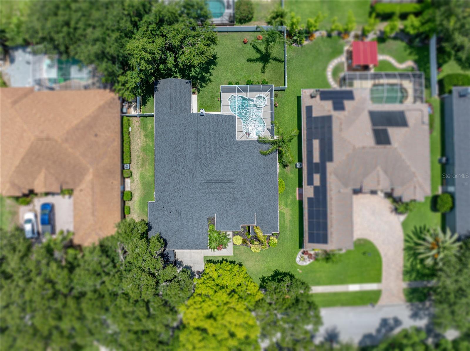 Image 32 of 34 For 3909 Valrico Grove Drive
