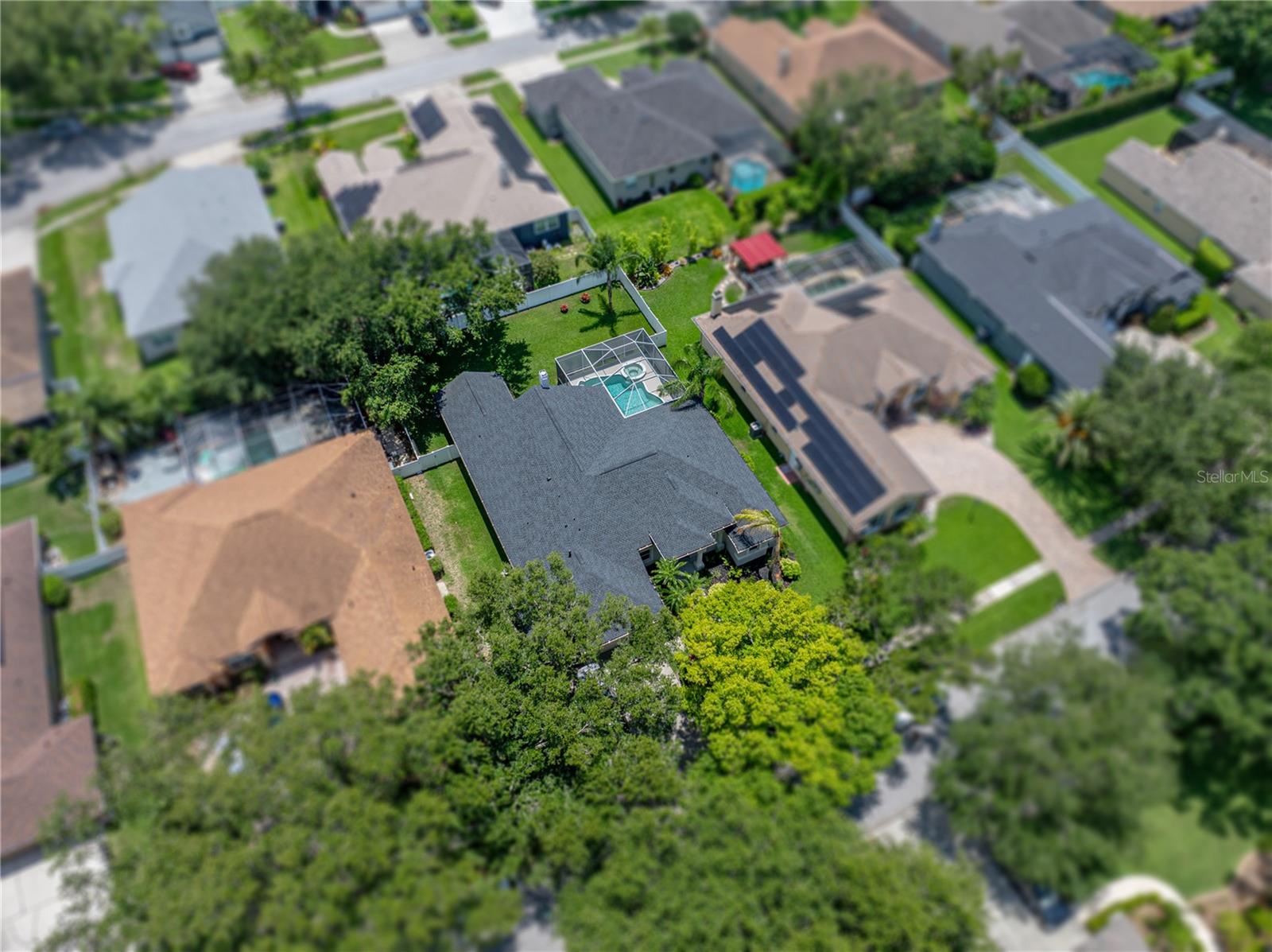 Image 33 of 34 For 3909 Valrico Grove Drive