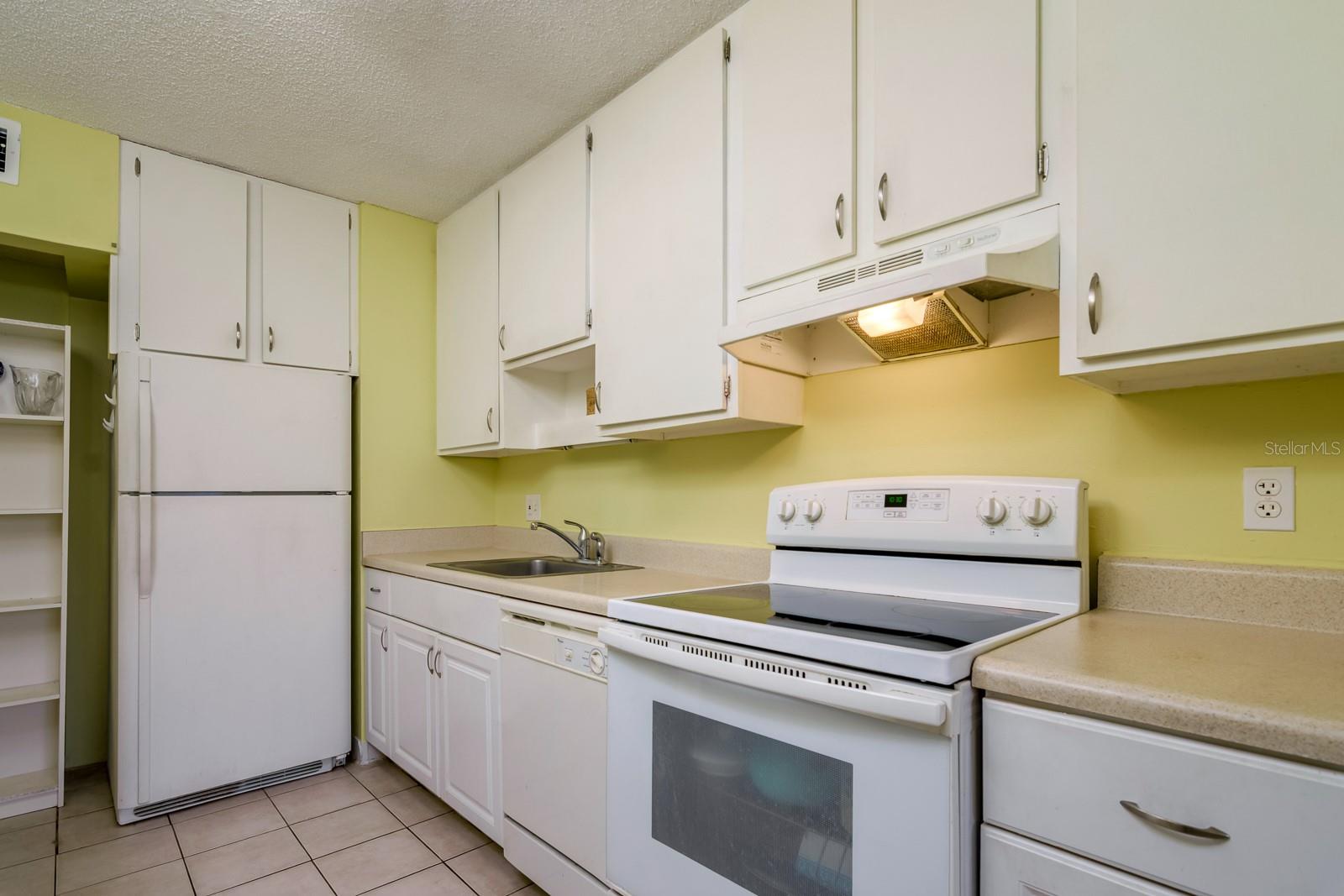 Image 13 of 46 For 255 114th Avenue N 4