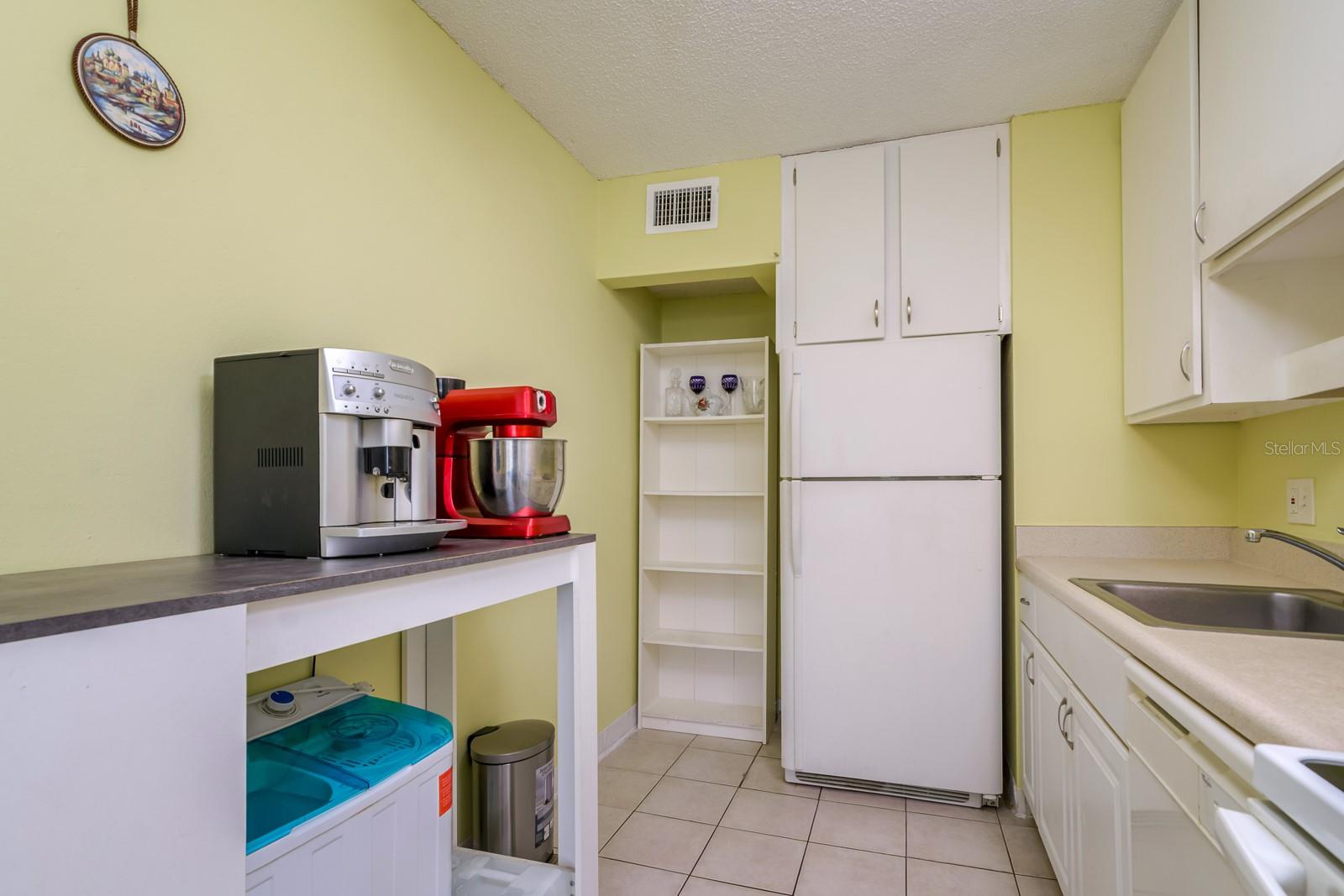Image 14 of 46 For 255 114th Avenue N 4