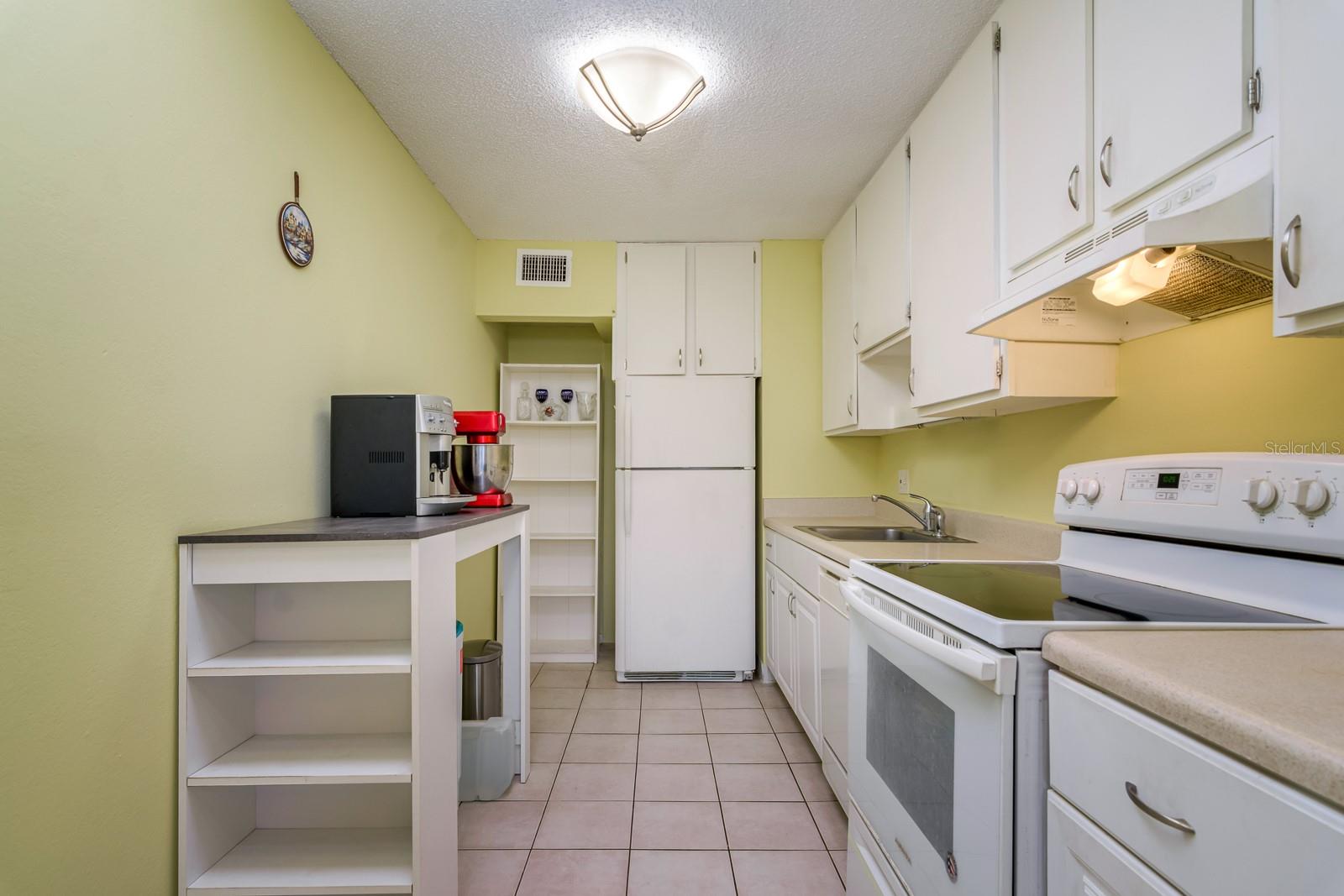 Image 15 of 46 For 255 114th Avenue N 4