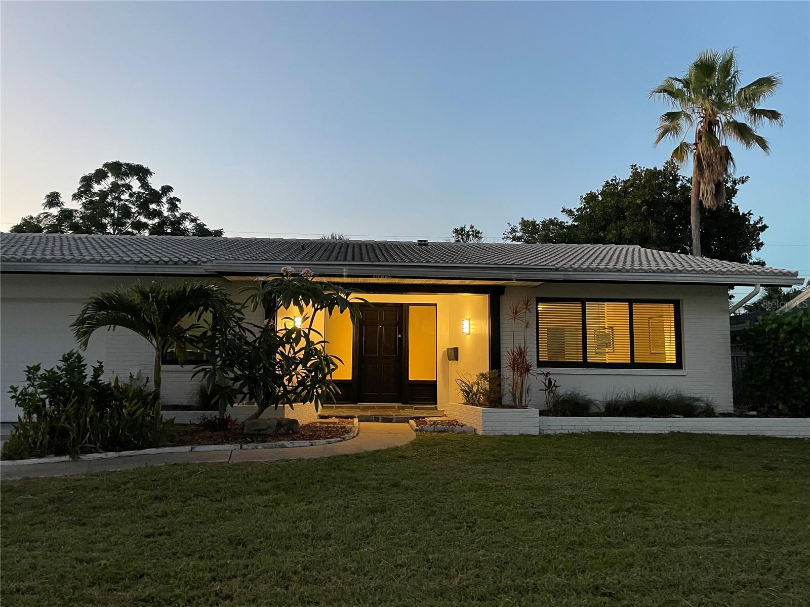 Image 2 of 19 For 1775 62nd Terrace S