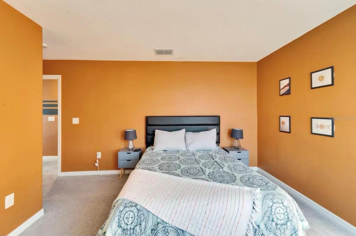 Image 18 of 26 For 17052 Yellow Pine Street