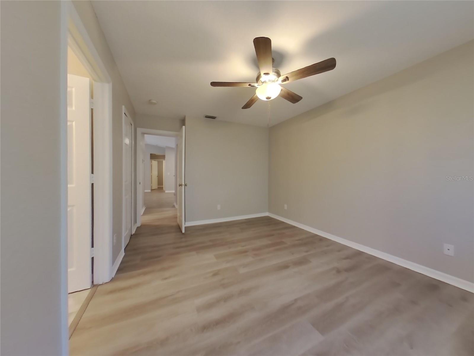 Image 7 of 15 For 4498 Jaslo Avenue