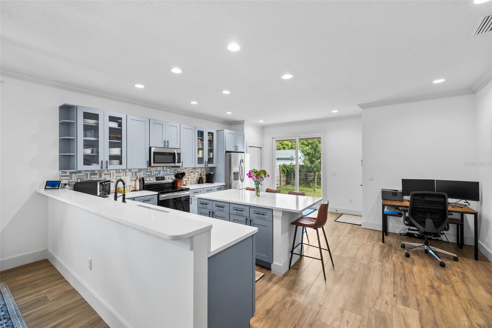 Image 17 of 43 For 1520 Diana Street