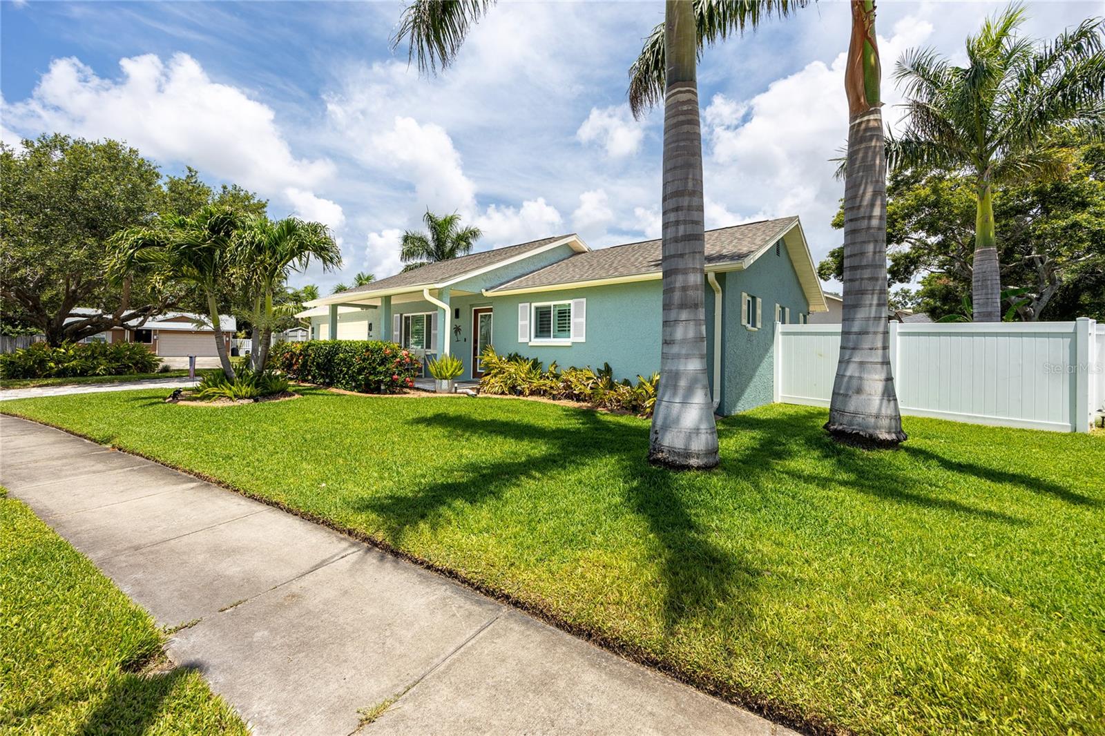 Image 5 of 35 For 12103 71st Way