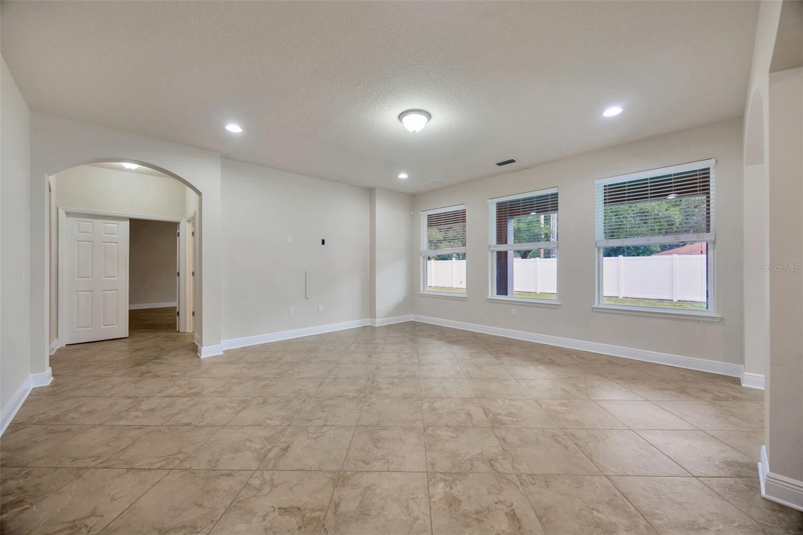 Image 23 of 81 For 1229 Hillandale Reserve Drive