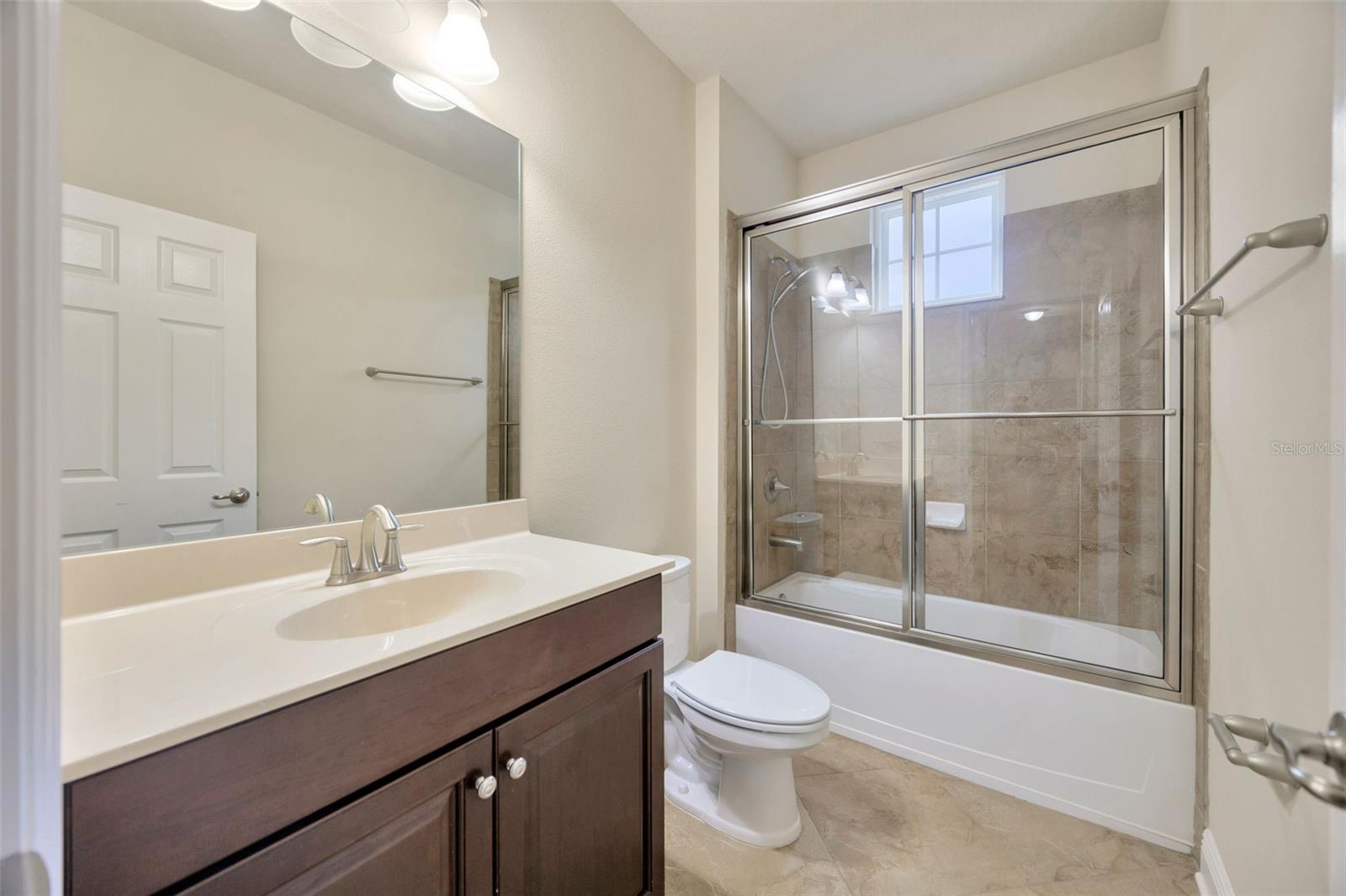 Image 27 of 81 For 1229 Hillandale Reserve Drive