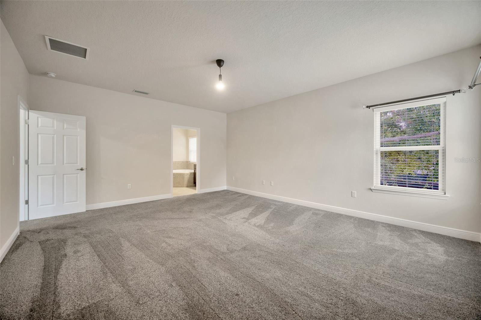 Image 29 of 81 For 1229 Hillandale Reserve Drive