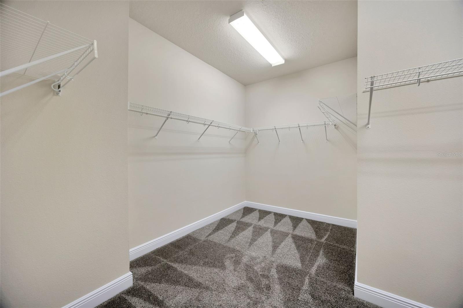 Image 38 of 81 For 1229 Hillandale Reserve Drive