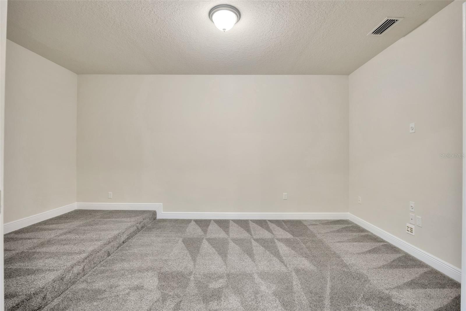 Image 49 of 81 For 1229 Hillandale Reserve Drive