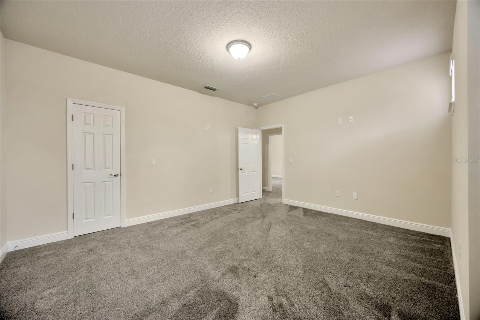 Image 53 of 81 For 1229 Hillandale Reserve Drive