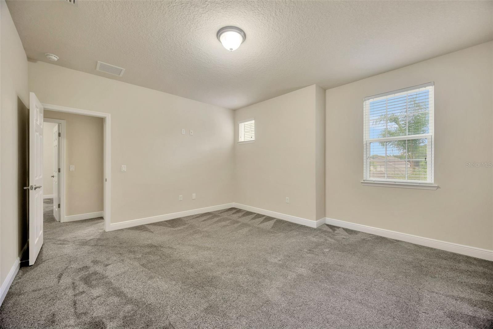 Image 60 of 81 For 1229 Hillandale Reserve Drive