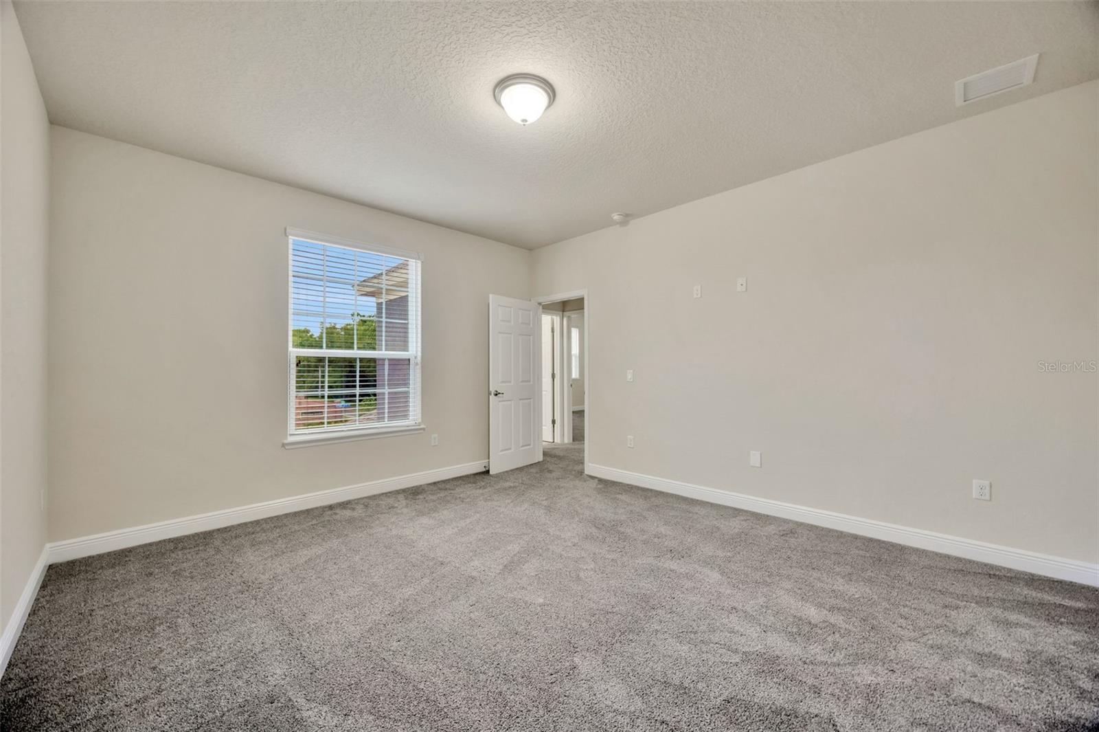 Image 61 of 81 For 1229 Hillandale Reserve Drive
