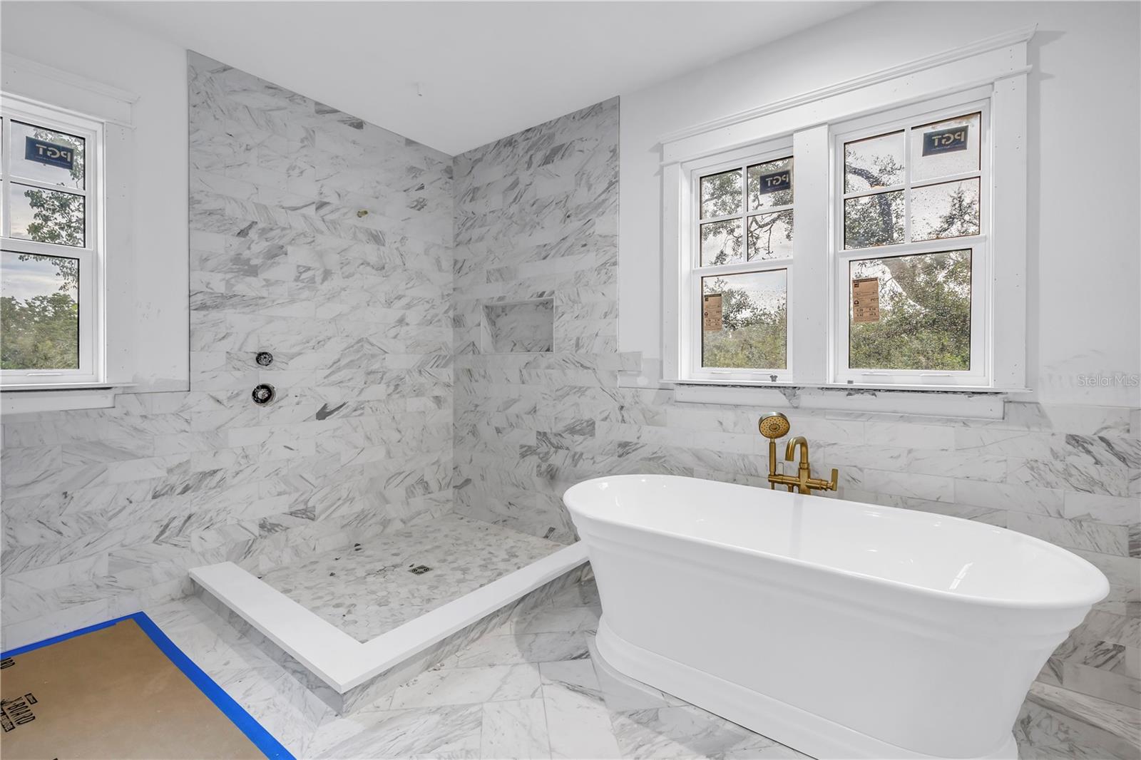 Image 27 of 48 For 116 24th Avenue S