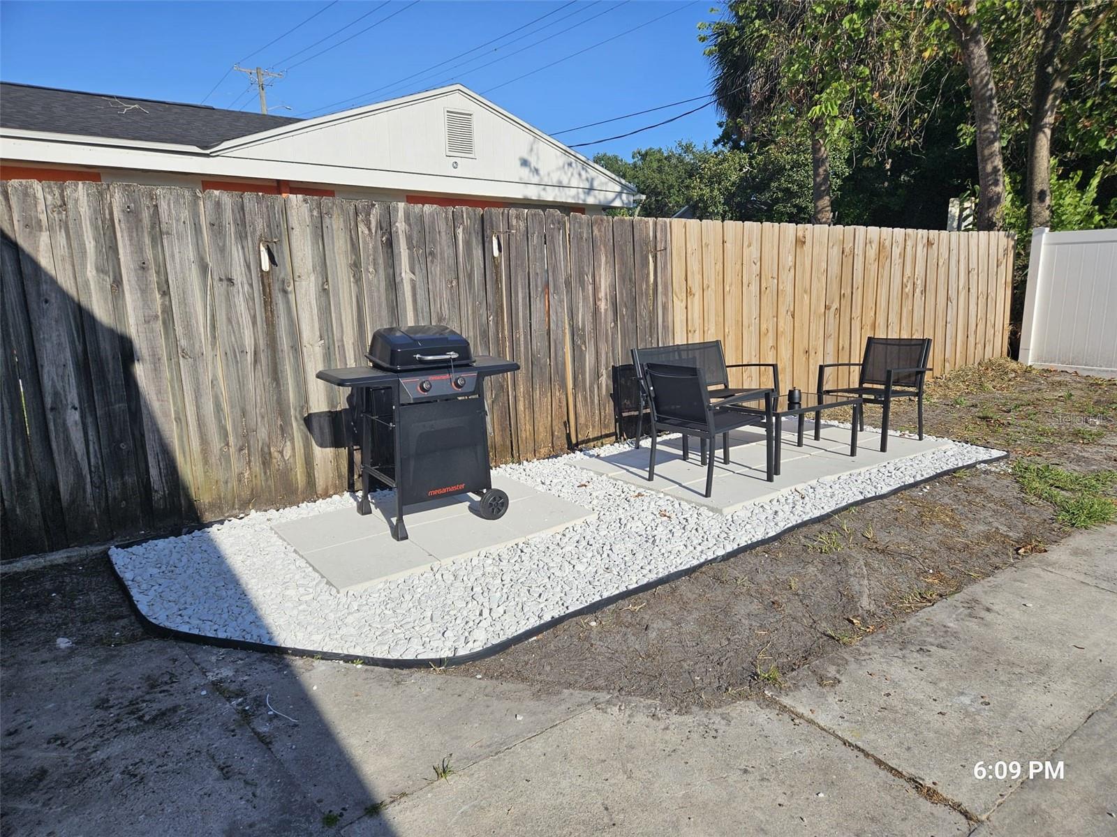Image 10 of 15 For 6903 River Boulevard B