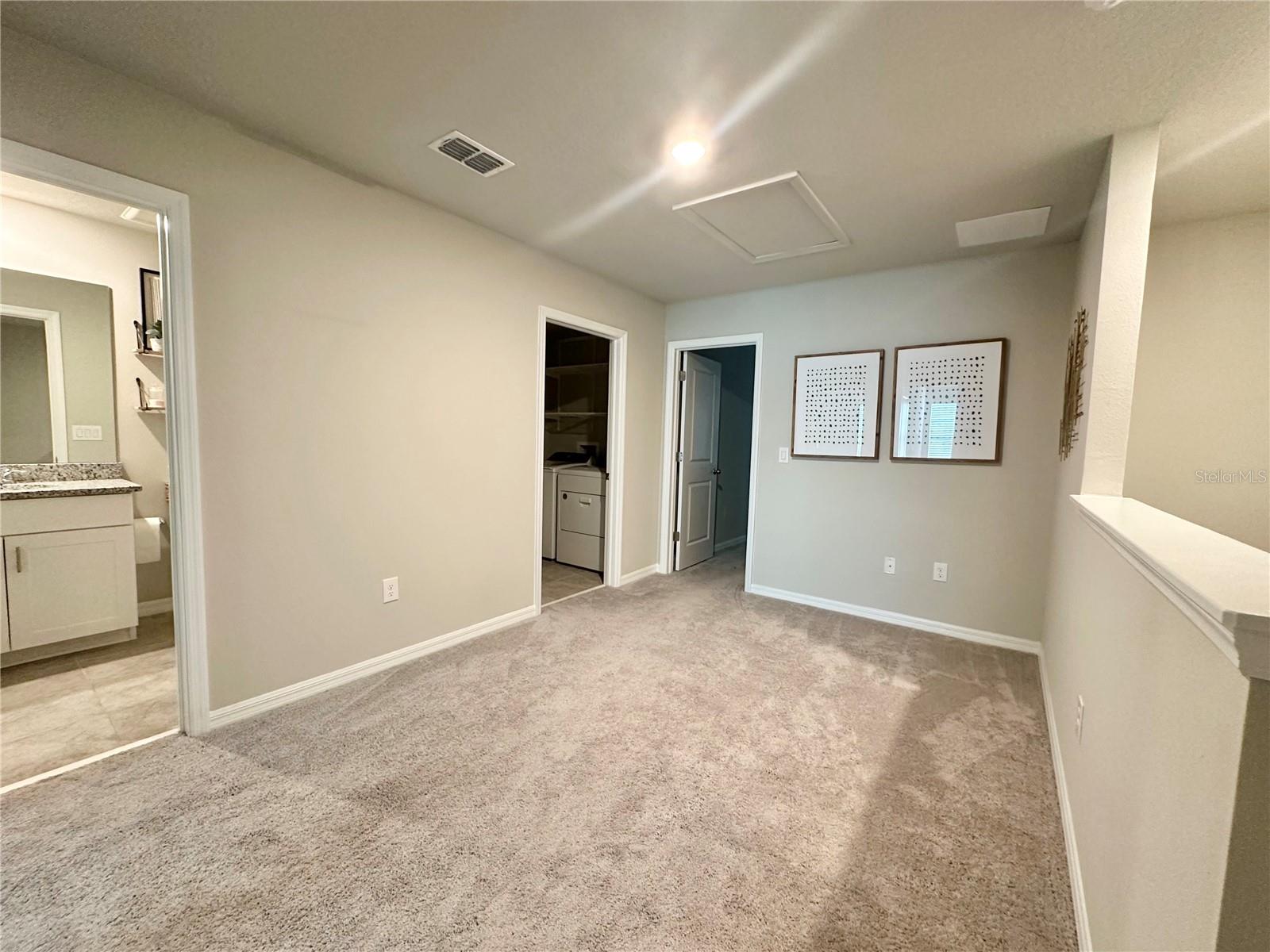 Image 12 of 29 For 2717 Chestnut Creek Place