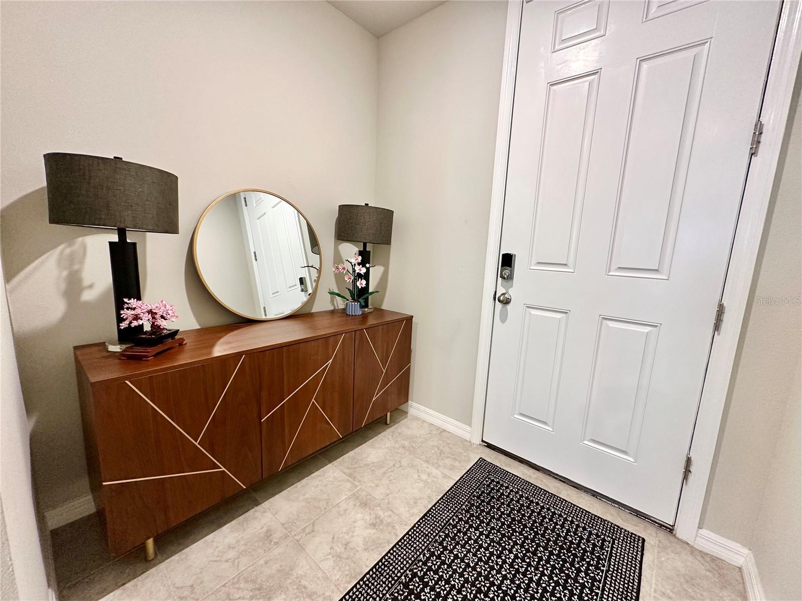 Image 4 of 29 For 2717 Chestnut Creek Place