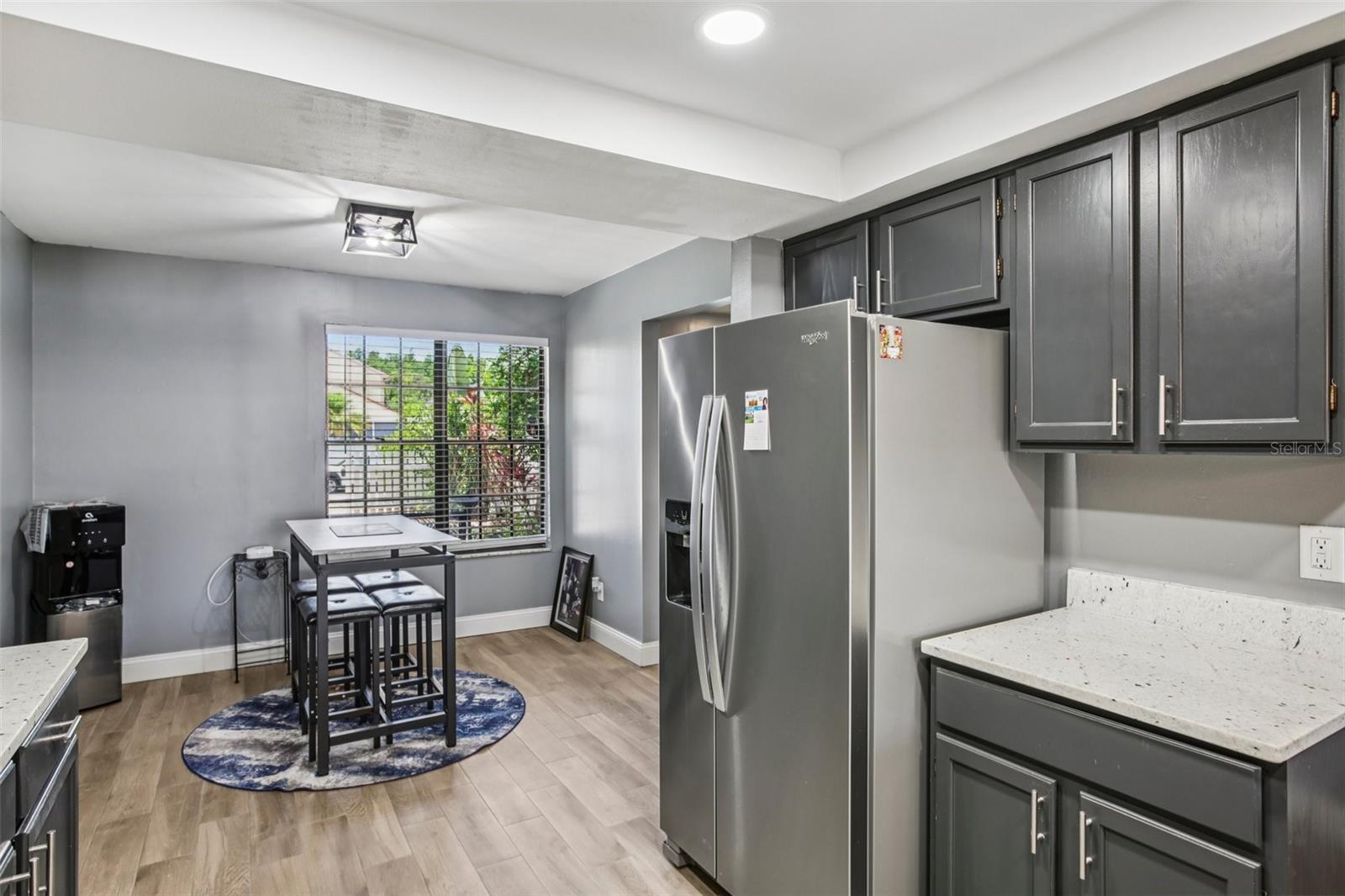 Image 16 of 31 For 16076 Dawnview Drive