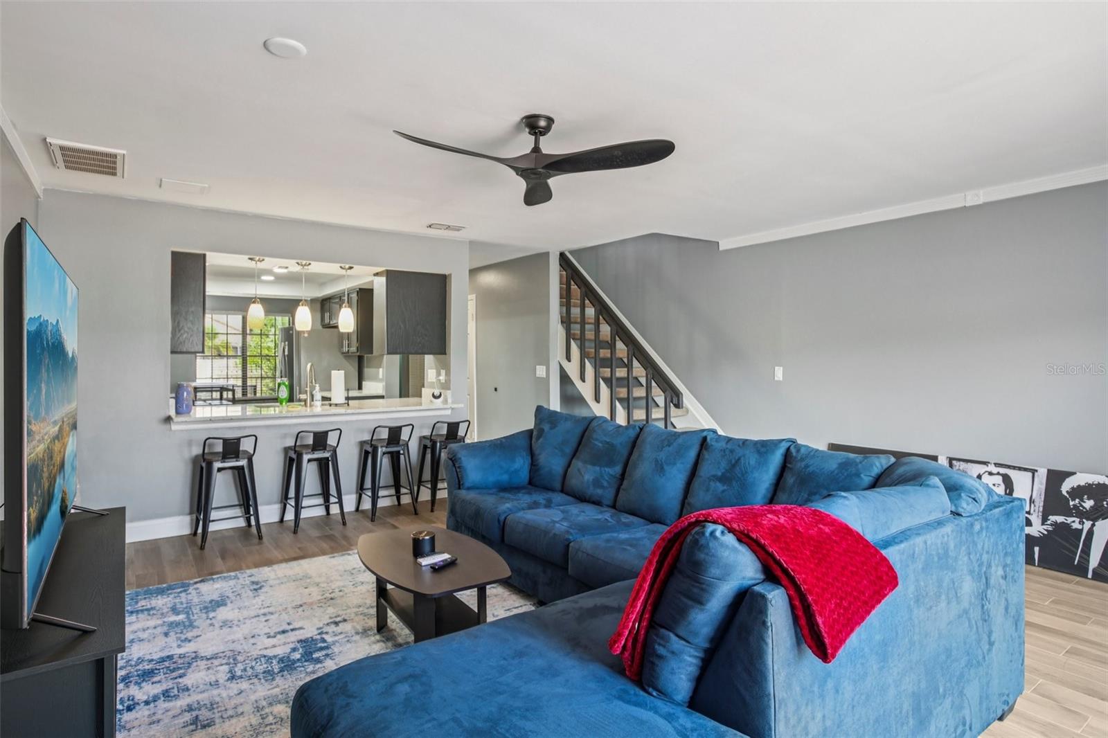 Image 2 of 31 For 16076 Dawnview Drive