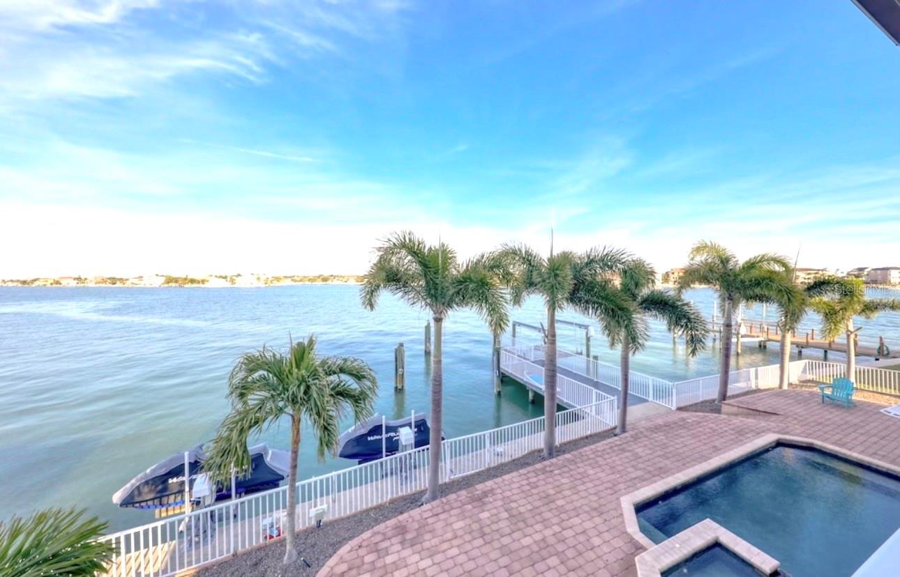 Image 29 of 47 For 514 Harbor Drive N