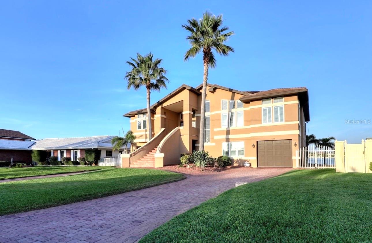 Image 3 of 47 For 514 Harbor Drive N