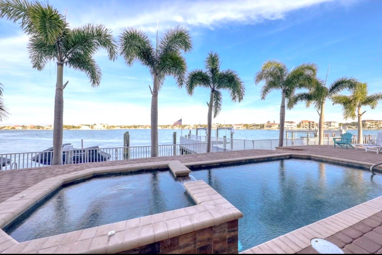 Image 33 of 47 For 514 Harbor Drive N
