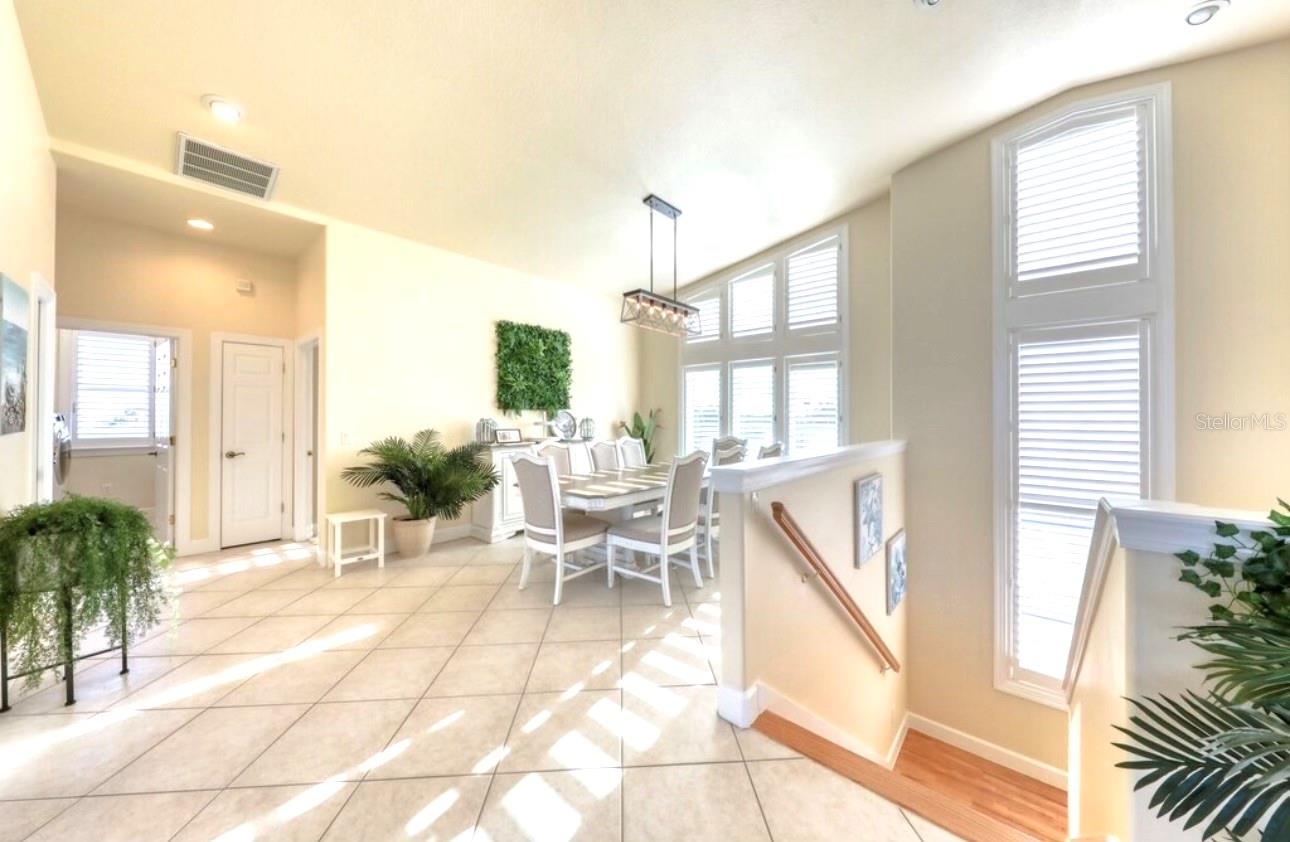 Image 8 of 47 For 514 Harbor Drive N